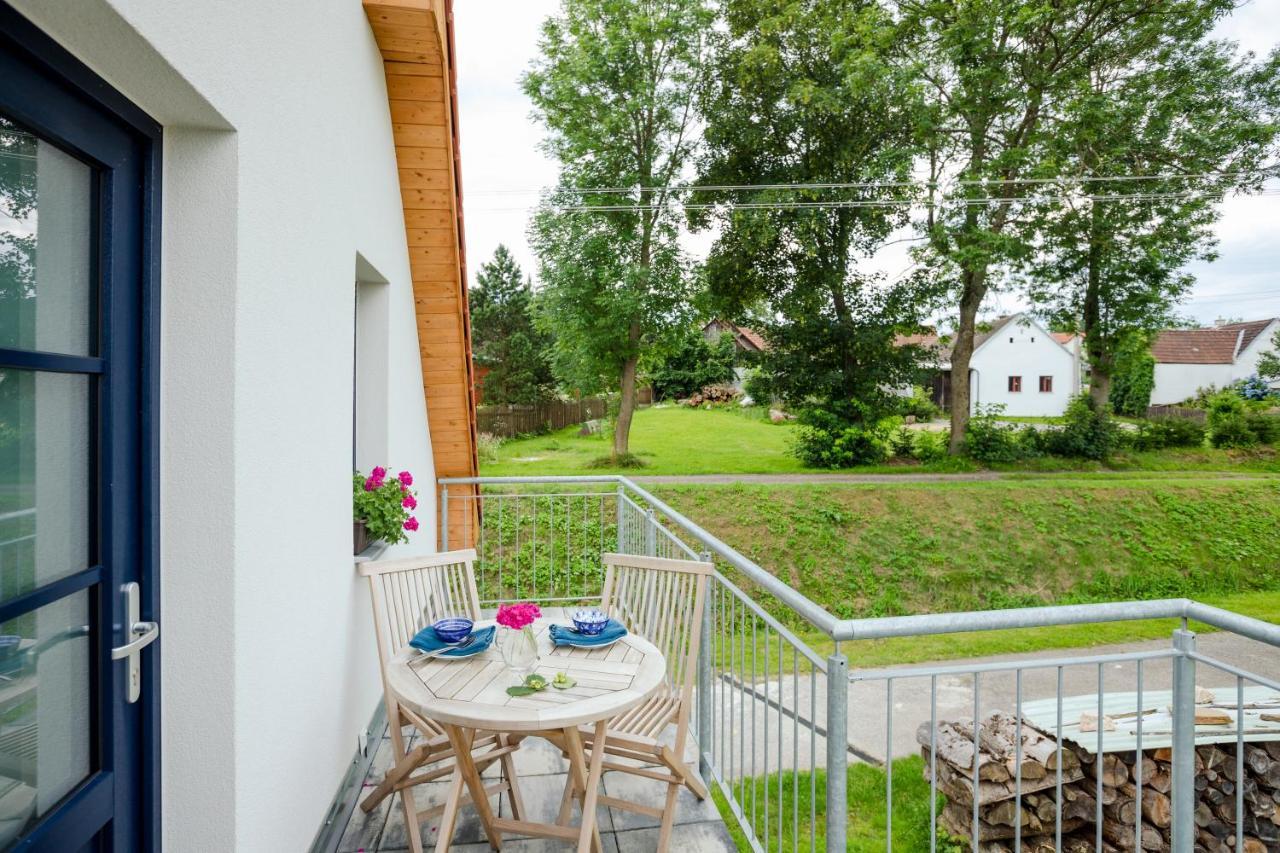 Apartmany Jedovary Trhové Sviny المظهر الخارجي الصورة